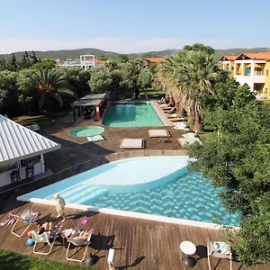 https://despotiko-apt-hotel-suites.hotelschalkidiki.net